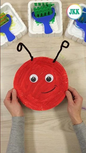 Raupe aus Papptellern basteln #bastelnmitkindern