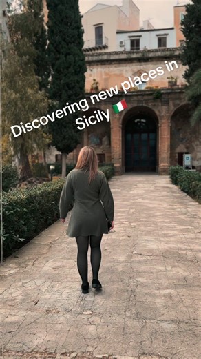 Discovering new places in Sicily with @Faustyna ❤️ Just walking around you find the most wonderful locations 😍. We stumbled across this beautiful villa in the centre of Sicily #palermo #sicily #villa #italy #beautiful