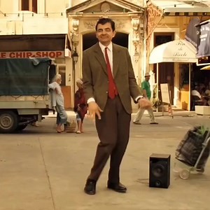 59K views · 356 reactions | • No matter how old we get and how often we see his clips, Mr. Bean's scenes are always hilariously funny and creative. These performances deserve all kinds of awards! 癩 Via @artgaleryx | Ahmed Elabdi | Facebook