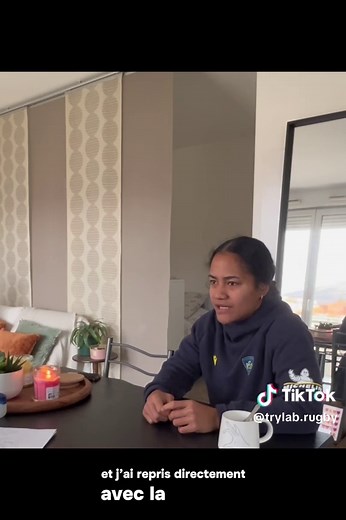 Ça sent le vestiaire ! 🏉 Premier épisode avec @r_fiafialoto, joueuse de l’ASM Rugby Féminin et Internationale à VII 🇫🇷 Le podcast est à retrouver en intégralité sur YouTube dès demain à partir de 18h ! Au programme : De Wallis-et-Futuna à Clermont-Ferrand De l’équipe espoir à France VII Aventurière wallisienne à titulaire de multiples diplômes d’éducatrice Merci à Losa pour sa disponibilité ! 😉 #rugby #feminin #asm #france7 #pourtoi