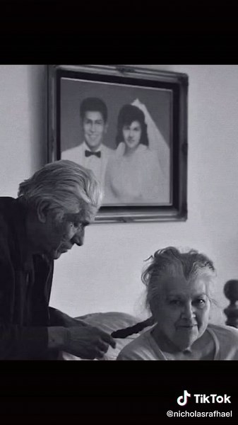 Moments of Connection in Everyday Life