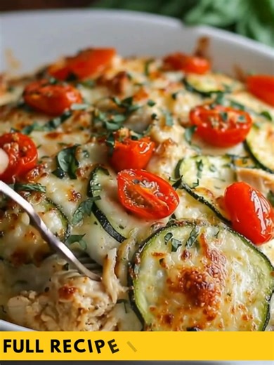 Chicken Zucchini Bake 🥒 Juicy chicken and tender zucchini baked in a creamy, cheesy sauce — a hearty, wholesome dinner packed with flavor! Ingredients: 1 lb boneless, skinless chicken breasts, cubed 3 medium zucchinis, sliced 1 cup shredded mozzarella cheese 1 cup shredded cheddar cheese 1/2 cup grated Parmesan cheese | Yummy Flavors