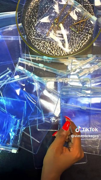 Zip it, lock it, rock it! Ziplock bags now Available ✅ Retail Prices: 9x13cm- 4,000 (10pcs) 11x11cm- 5,000 (10pcs) 13x13cm- 6,000 (10pcs) Wholesale Prices 9x13cm- 25,000 (100pcs) 11x11cm- 30,000 (100pcs) 13x13cm- 35,000 (100pcs) Karibu @vima_packages 📍Based in Dar es Salaam 📲 Call/Whatsapp: 0766 502440 🚚 We do Delivery withing and Outside the City #vimapackages #packaging #smallbusiness #smallbusinesspackaging #tanzania🇹🇿 #daresalaam #smallbusinesssupportingsmallbusiness #delivery #pvc #zip