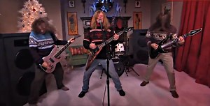 MEGADETH Debuts New Christmas Disc 'Thrashing Through The Snow' On 'Jimmy Kimmel Live!'