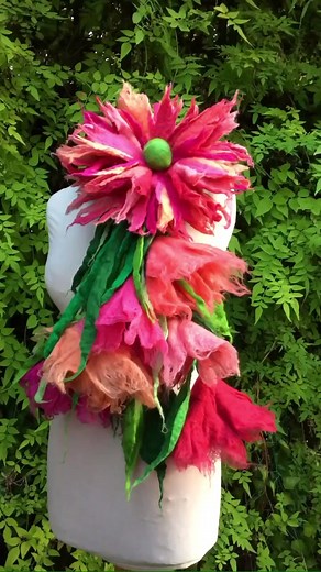 Handmade felted flower necklace / flower scarf in sprin colours 🌸 Unique, easy to wear and versatile - a statement piece… #handmadewithlove #handmadeflowers #flowers #flowerscarf #flowernecklace #statementjewelry #statementpiece #etsyshop #shophandmade | FeltedArtToWear