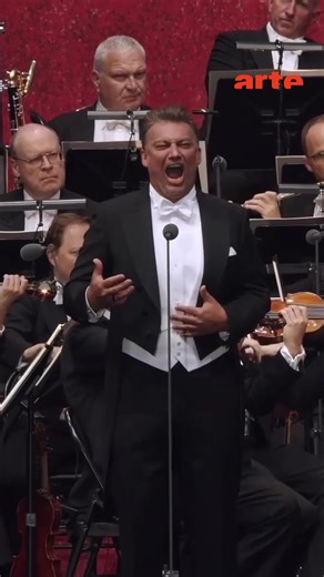 4.9K views · 125 reactions | Es gibt viel zu feiern  : Unter dem Motto “Opern Air” bieten Jonas Kaufmann und andere Größen des Genres 70 Jahre nach der Wiederveröffnung der Wiener Staatsoper und der Unterzeichnung des österreichischen Staatsvertrages einen Einblick in die neue Saison - All das unter freiem Himmel im Burggarten des beeindruckenden Gebäudes!   arte.tv/videos/127046-000-A | ARTE Concert | Facebook
