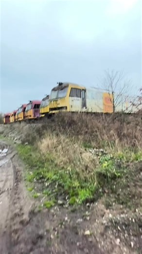 Exploring Abandoned Class 60s in a Quarry