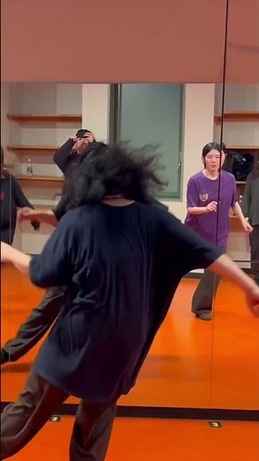 House dance choreography by JASO. Club groove and session vibe.#Shorts #housedance #clubdance
