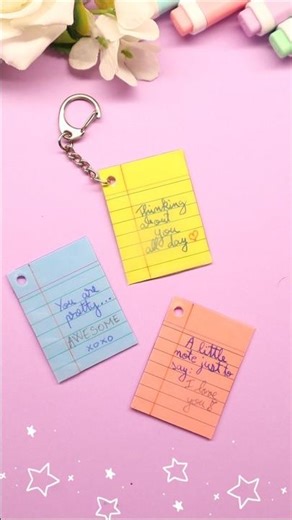 How to Make a Mini Note Keychain 📝 Cute Back to School Idea #diy #craft #papercraft
