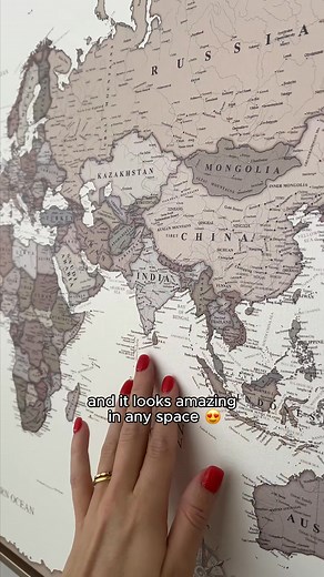 2.8K views · 381 reactions | PSA: This is the perfect gift for a mom who loves to travel! 勺 A push pin travel map from Holy Cow Canvas is the perfect gift to show off all their adventures and help them plan for future ones! ✈️  It's also a beautiful art staple to their home!  Personalize a push pin map for:  World Travels  US Travels  National Parks ⚾️ Stadiums & more! | Holy Cow Canvas | Facebook