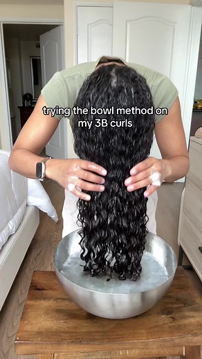 Fluffy & Defined 3B Curls: Bowl Method Guide