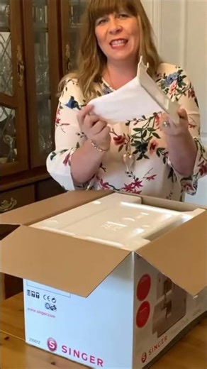 Singer Heavy duty overlocker ￼unboxing