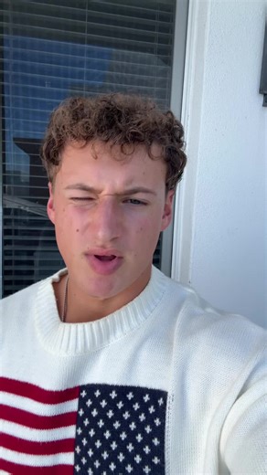 $17 American Flag Sweatshirt - TikTok Shop Gem