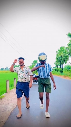 Prashanth Bandari | FLOOK🥰😃✨ . . .#trendingreels #trending #trendingsongs🎶🎶💞 #viral #viralvideos #view #vibes #instagram #instagood #india #telangana... | Instagram