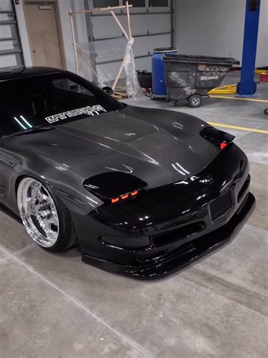 Chevrolet Corvette C5: A Bagged Beauty