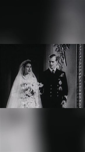 Queen Elizabeth gifted Beatrice the tiara she wore on her wedding day, displaying a sense of continuity. It reveals the Queen as a fun, devoted figure who cherished her large family. #QueenElizabeth #RoyalFamily #WeddingTiara #FamilyLegacy #TouchingMoments From: The New Royals: Beatrice & Eugenie | Real Royalty