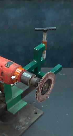 This DIY Grinder Stand Is Genius #shorts