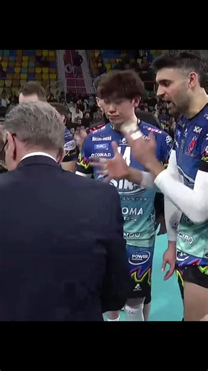 🐶: Hey,,don't go yet, i still want to talk🥺 🐱: I'm busy, let's talk lateer 😂😂🤭🥰 I miss the interactions🙂 #yukiishikawa #ishikawayuki #14