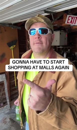 If your store sells clothes, it should have a changing room! | Buying New Clothes