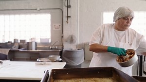 Watch America's Most Beloved Brand of Fruitcake, Beatrice Bakery on Amazon Live