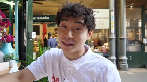 Uncle Roger Work at Restaurant for a Day