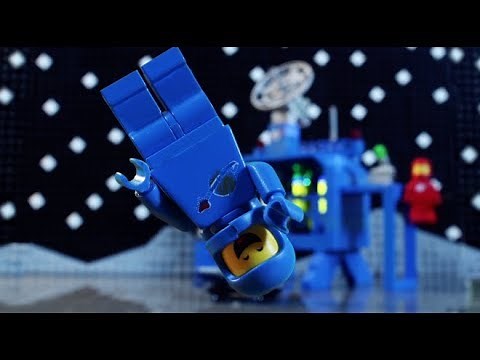 Benny Saves Bricksburg - THE LEGO MOVIE 2 - The LEGO Movie ReTeling
