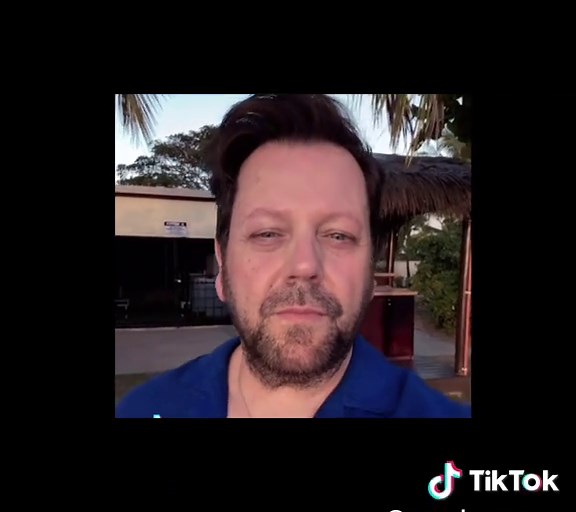 #monologue #man #morethanwords #fijitiktok🇫🇯 #coversong More Than Words Cover I did a while back. I’ll upload the complete Song Soon🫶🏼🙏