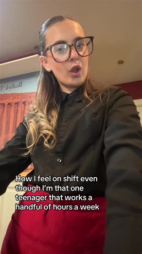 Life as a Teen Waitress in a Busy Restaurant