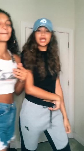 Behind the Scenes with Mariah Linney: Wall Flies and Laughter