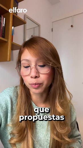 🔴 El gobierno del presidente Bukele dice que transforma la educación con un nuevo manual de redacción y estilo, pero los datos muestran otra realidad: más de 30 escuelas cerradas, 25,000 estudiantes menos en el sistema público y maestros bajo miedo y acoso. ¿Hay una transformación real del sistema educativo si solo cambia su apariencia y no las condiciones de quienes enseñan y aprenden? Sobre esto hablamos en nuestro último episodio de El Resumen: Las palabras prohibidas en las escuelas de Buke