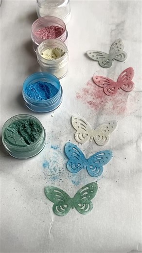 15K views · 12 reactions | 曆Wafer Paper Butterflies 曆 I used a paper punch to cut out butterflies from wafer paper and smeared some coconut oil before adding the edible shimmer dusts. Butterfly Paper Punch and wafer paper linked to My Amazon Finds. LINK IN BIO. | Funky Batter | Facebook