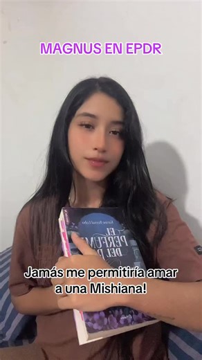 Ginn_books📖✨🪐 on Instagram: "Bueno y el jajaj 🤣😍🥰 #magnus #magnuslacrontte #emilymalhore #bookstagram #elperfumedelrey #lascadenasdelrey #epdr #lcdr #ecdr #bookstagram #libros #bookstagrammer #books #lectores #booksbooksbooks #recomendado #leer #lectora #librosymáslibros"