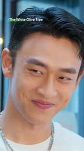 Indulge in the charm of Benjamin~ 😍 沉醉在本杰明的魅力里吧~ 😍 #iQIYIOriginal #iQIYI #iQIYICreative #TheWhiteOliveTree #白色橄榄树 #WangTianchen #王天辰 #cdrama #陆剧 | iQIYI Malaysia