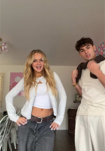 Stylish Church Outfits for Young Girls and Teens