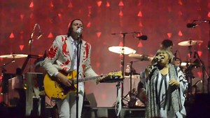 Mavis Staples Guests With Arcade Fire In Chicago