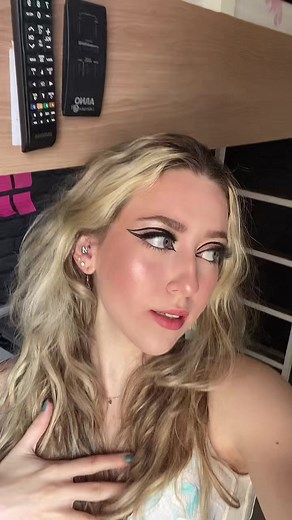 Stylish Makeup Looks by Stacy Baby - Trending Videos
