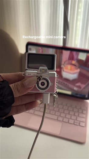 Discover the Miniest Camera: Compact and Powerful