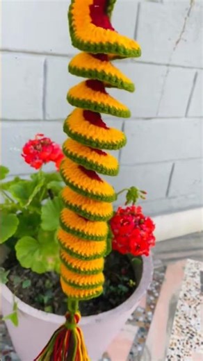 Beautiful Crochet Wind Spinner | Beginner Friendly✨💞🧶#crochetprojects #crochet
