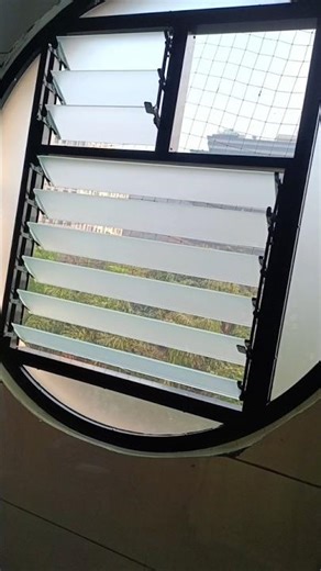 360° Round louvers fream#windows #Aluminiumsaliding