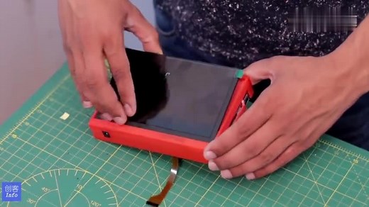 迷你windows10开发板DIY便携掌上电脑