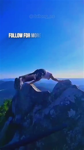 3 Things Blocking Your Handstand Push-Ups