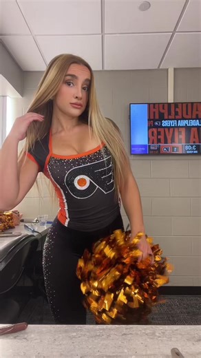 Mood cause the Flyers just cooked the Colorado Avalanche🕺🏼🚨#philadelphiaflyers #nhl #flyersicegirl #fyp