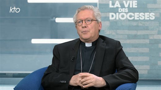 Mgr Jacques Benoit-Gonnin, évêque de #Beauvais, revient sur l'impact de la canonisation des Carmélites de #Compiègne, guillotinées en 1794 : « Leur message de #paix est le plus marquant. » 👉 https://youtu.be/dtmS_ocSgSU Diocèse de Beauvais Mgr Jacques Benoit-Gonnin | KTO Télévision Catholique
