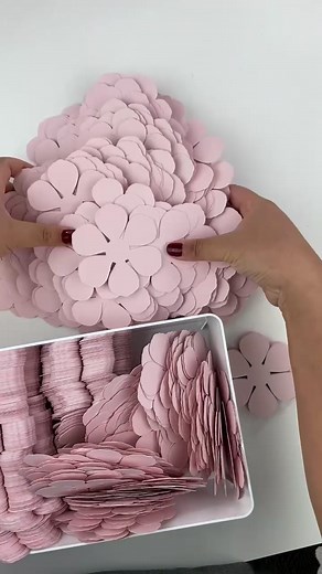1750 pieces total #cricut #craft #diy #paperflower