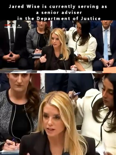 Know He Works In The White House!!!