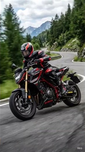 All New 2025 Honda CB125 Hornet Firsr Gear Challenge