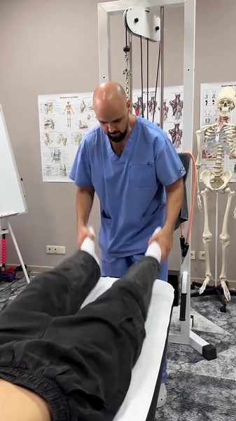Loud Ankle Crack Relieves Instant Pain