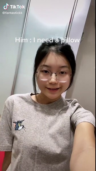 Thigh Pillow for Sleeping - I Need a Pillow Video