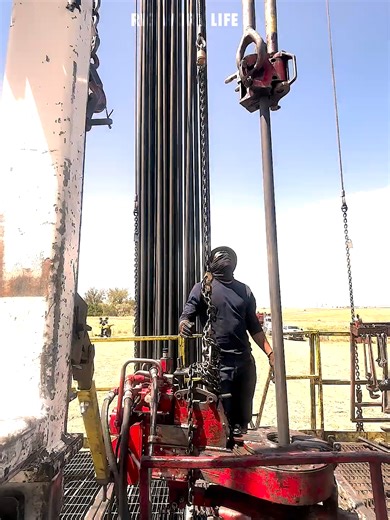 Oilfield Service Rig Job Workers#rig#service #drilling #oil #tripping | Oil Field Workers