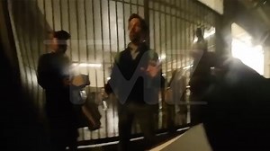 Jason Sudeikis Says Autograph Seekers 'Scared' Him, Asks Them to Back Off